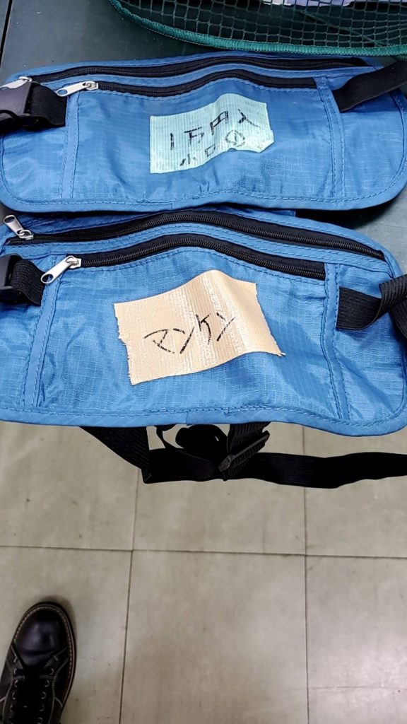 お札用ウエストポーチ