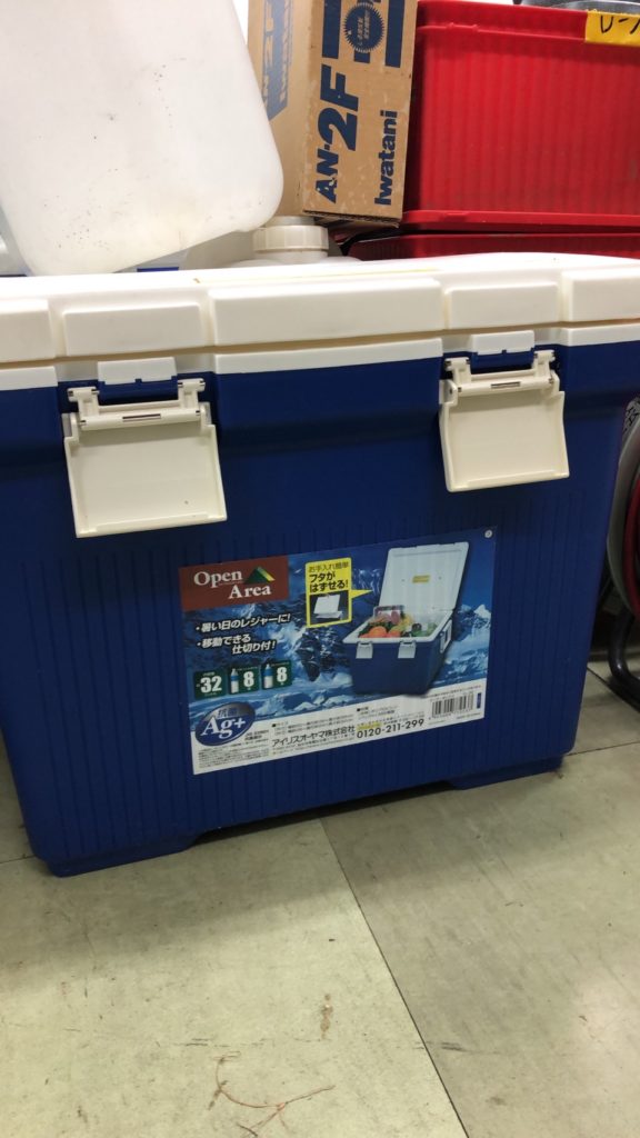 クーラーボックスC