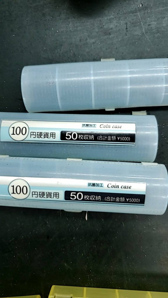 コインケース　100円50枚収納